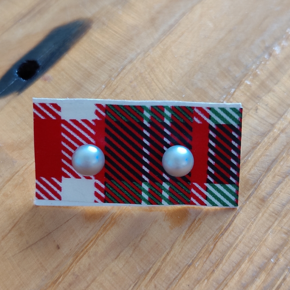 Freshwater Pearl Earrings